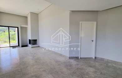 Imagem 12: Linda Casa Térrea de Esquina no Condomínio Buona Vita em Atibaia