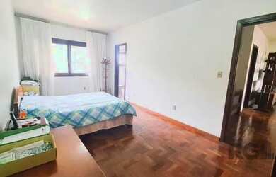 Imagem 12: Casa em Cristo Redentor. 320m² de Área, 5 Vagas na garageme4 Dormitórios