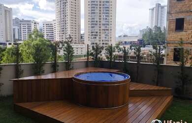 Imagem: O apartamento possui 1 Dormitório, 1 Banheiro, 1 Vaga na garagem