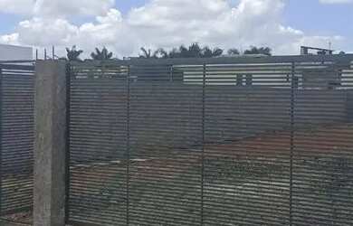 Imagem: A casa em condomínio possui 1 Dormitório, 1 Banheiro, 400m²