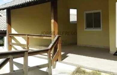 Imagem: A casa em condomínio possui 3 Dormitórios, 2 Banheiros, 3