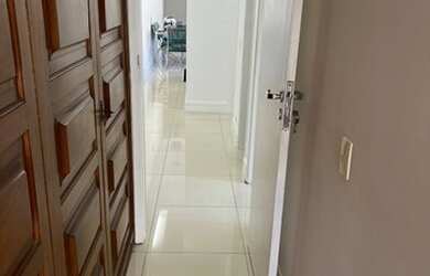 Imagem 3: Lindo Apt.Tijuca ,Todo Reformado,Sol manha, andar alto, frete,3q,2vagas,lavand,v....