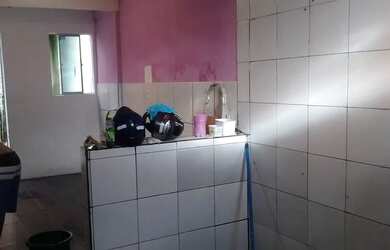 Imagem: A casa possui 2 Dormitórios, 2 Banheiros e está localizado