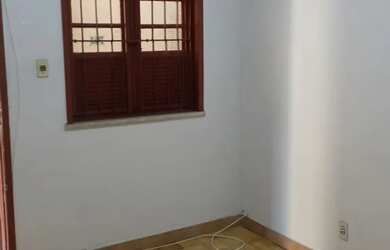Imagem 2: Quarto e sala, Braga. 30m² de Área, 1 Banheiroe1 Dormitório