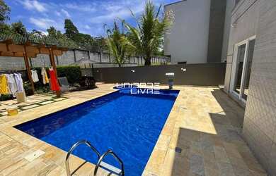 Imagem: A casa em condomínio possui 3 Dormitórios, 2 Banheiros, 260m²