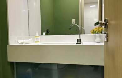 Imagem 13: SALA COMERCIAL MOBILIADA NO CME-CENTRO MÉDICO E EMPRESARIAL AVENIDA GARIBALDI