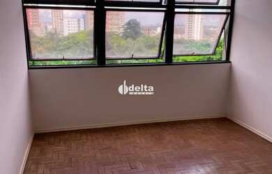 Imagem: O apartamento possui 3 Dormitórios, 2 Banheiros, 176m² de