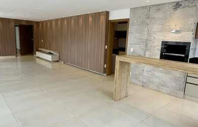 Imagem: O apartamento possui 4 Dormitórios, 5 Banheiros, 2 Vagas na