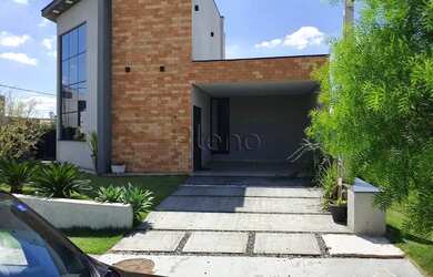 Imagem: A casa em condomínio possui 4 Dormitórios, 5 Banheiros, 3