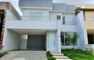 Imagem 2: Sobrado a venda com piscina e escritório no Condomínio Jardim de Mônaco...