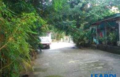 Imagem: O terreno possui 900m² de Área e está localizado em Jardim