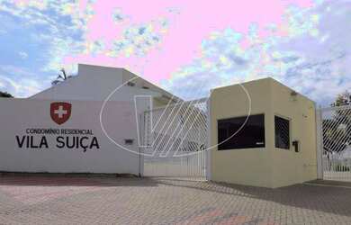 Imagem: A casa em condomínio possui 2 Dormitórios, 2 Banheiros, 1