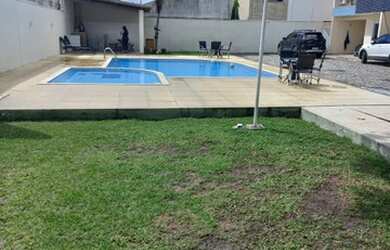 Imagem: A casa em condomínio possui 3 Dormitórios, 1 Banheiro, 3 Vagas