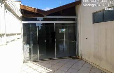 Imagem: O apartamento possui 4 Dormitórios, 1 Banheiro, 1 Vaga na garagem