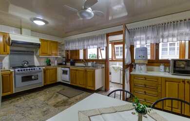 Imagem 10: Apartamento maravilhoso. Um por andar. Rua maravilhosa