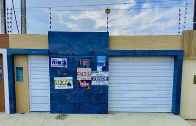 Imagem: A casa possui 3 Dormitórios, 2 Banheiros, 150m² de Área e