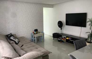 Imagem: O apartamento possui 2 Dormitórios, 2 Banheiros, 1 Vaga na