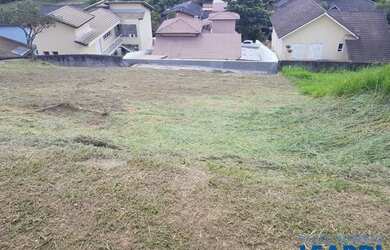 Imagem: O terreno possui 560m² de Área e está localizado em Jardim