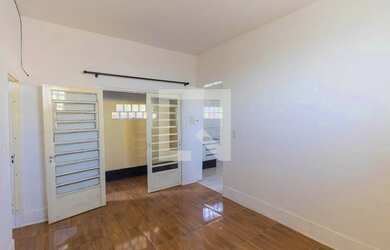 Imagem: A casa possui 2 Dormitórios, 1 Banheiro, 72m² de Área e