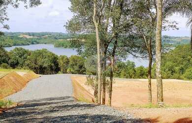 Imagem: A chácara possui 30.000m² de Área e está localizado em