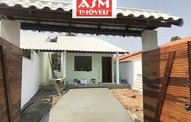 Imagem: A casa possui 2 Dormitórios, 2 Banheiros, 1 Vaga na garagem