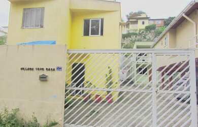 Imagem: A casa em condomínio possui 2 Dormitórios, 2 Banheiros, 1