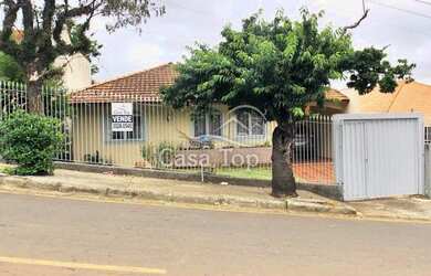 Imagem: A casa possui 3 Dormitórios, 2 Banheiros, 150m² de Área e