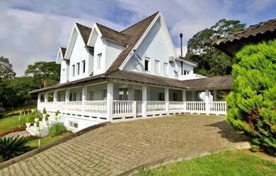 Imagem: A chácara possui 5.058m² de Área e está localizado em Atuba