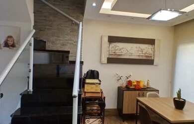 Imagem: A casa em condomínio possui 3 Dormitórios, 3 Banheiros, 2