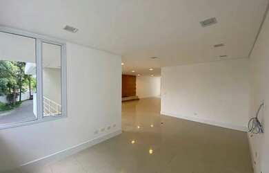 Imagem 15: MARAVILHOSA CASA EM CONDOMÍNIO FECHADO