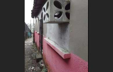 Imagem: A casa possui 2 Dormitórios, 1 Banheiro e está localizado