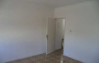 Imagem: O depósito possui 30m² de Área e está localizado em Vila