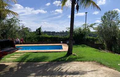 Imagem: A fazenda possui 2.000m² de Área e está localizado em Mairinque