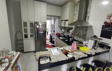 Imagem: O apartamento à venda possui 2 Dormitórios, 2 Banheiros, 2