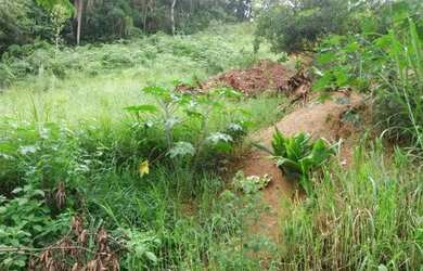 Imagem: O terreno possui 612m² de Área e está localizado em Chácara