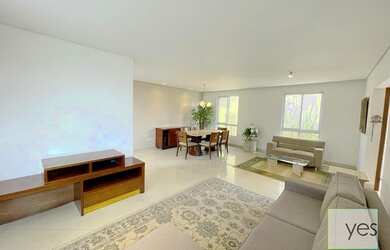 Imagem: A casa possui 4 Dormitórios, 5 Banheiros, 5 Vagas na garagem