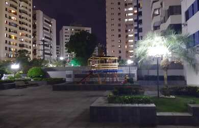 Imagem 9: APARTAMENTO 3/4 NO ITAIGARA, DECORADO, VISTA MAR, 2 GARAGENS