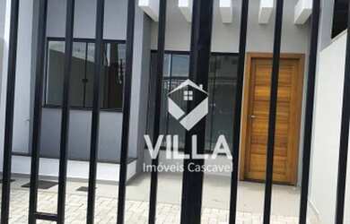 Imagem: A casa possui 2 Dormitórios, 1 Banheiro, 2 Vagas na garagem