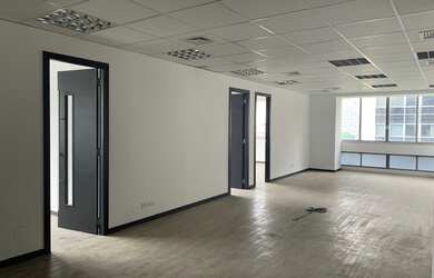 Imagem: O depósito possui 339m² de Área e está localizado em Centro