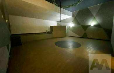 Imagem: O depósito possui 700m² de Área e está localizado em Pituba