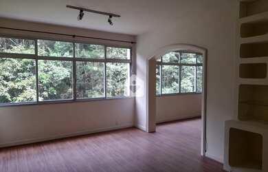 Imagem: O apartamento possui 3 Dormitórios, 2 Banheiros, 1 Vaga na