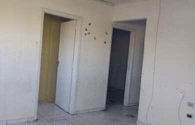 Imagem 2: Casa em Apuracana. Área de serviço, 249m² de Área, 4 Vagas na garageme3...