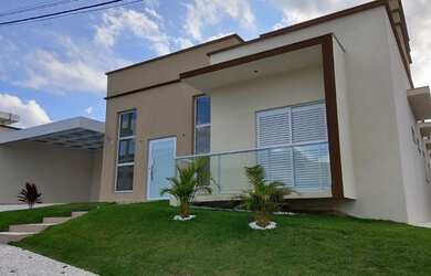 Imagem: A casa em condomínio possui 3 Dormitórios, 5 Banheiros, 4