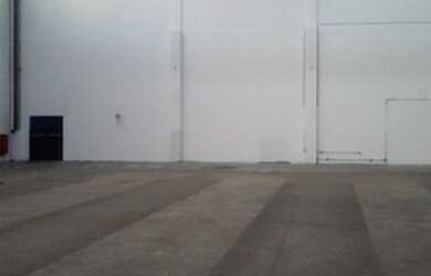 Imagem: O depósito possui 1090m² de Área e está localizado em Loteamento