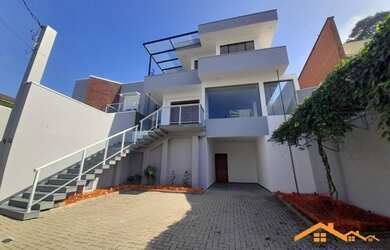 Imagem 2: LINDA CASA PARA LOCAÇÃO EM CONDOMINIO FECHADO DE ARUJA, CONFIRA