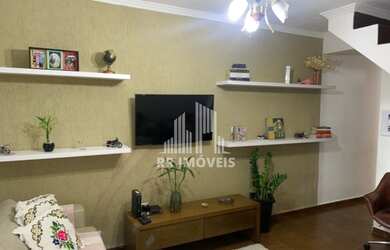 Imagem: A casa possui 1 Dormitório, 1 Banheiro, 1 Vaga na garagem