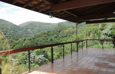 Imagem 14: Casa em Nogueira em condomínio