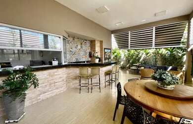 Imagem: A casa em condomínio possui 4 Dormitórios, 5 Banheiros, 4