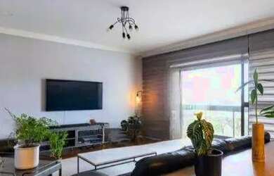 Imagem: O apartamento possui 4 Dormitórios, 3 Banheiros, 3 Vagas na