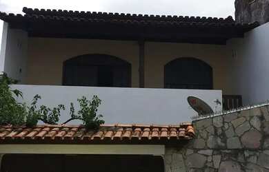 Imagem: A casa possui 2 Dormitórios, 1 Banheiro, 105m² de Área e